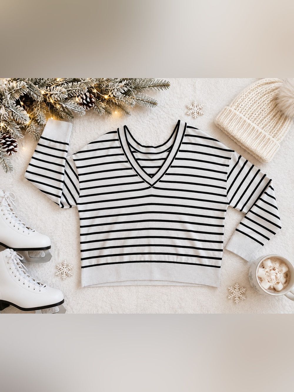 Express Black White Striped V Neck Long Sleeve Top Size L